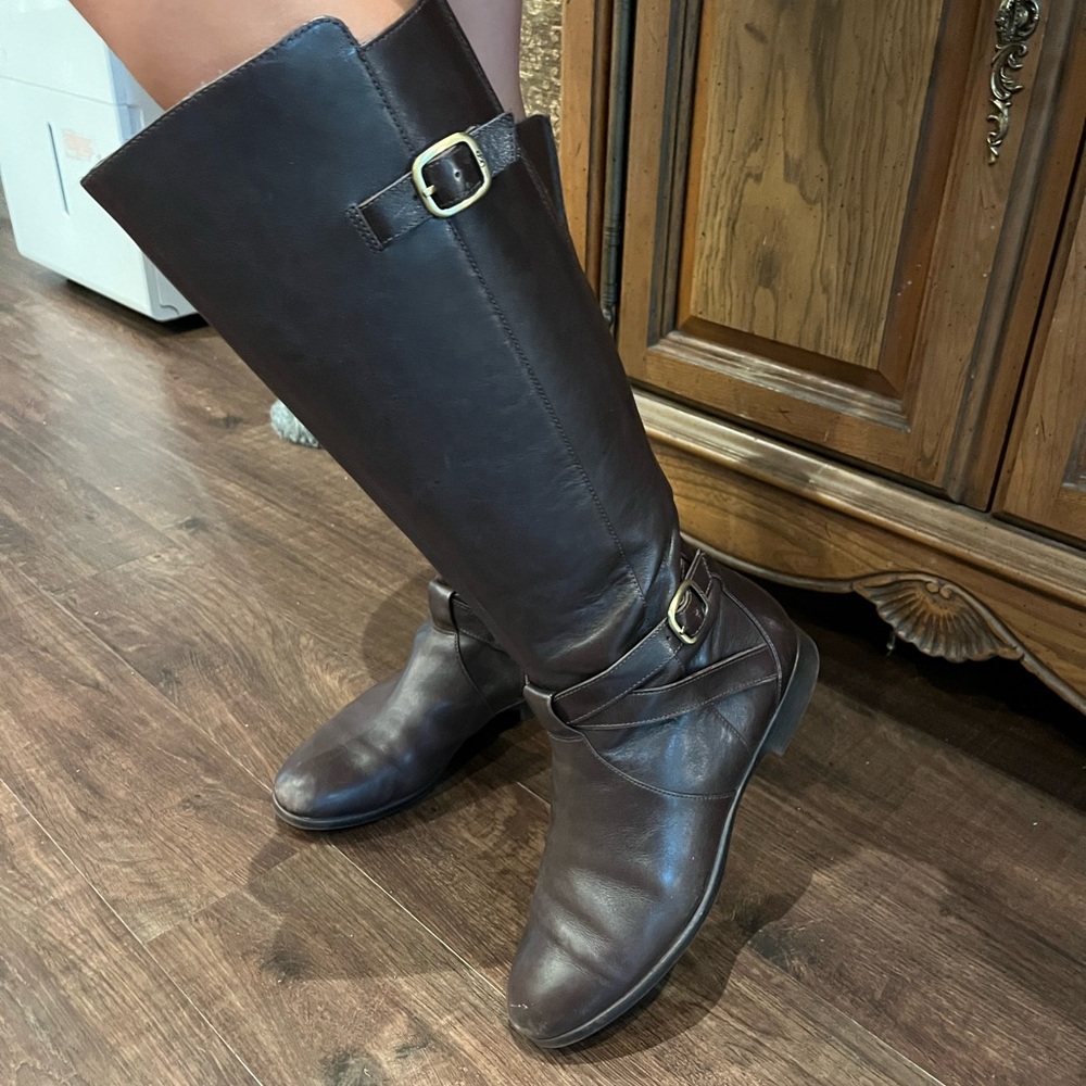 UGG Boots size 8.5